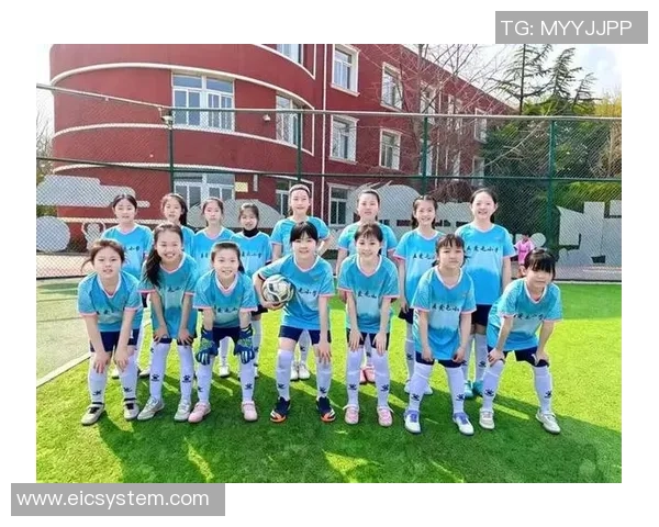 北京足球特色校助力青少年成长打造校园足球新风尚