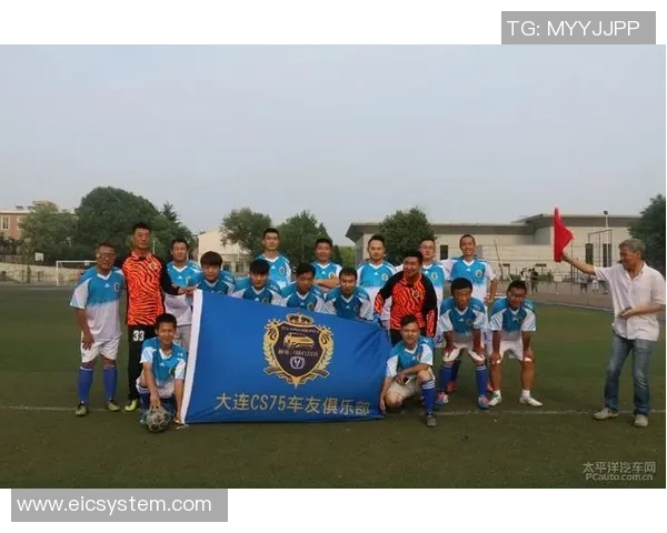 可口可乐杯足球盛宴点燃激情与梦想的绿茵场上对决 可口可乐杯足球盛宴点燃激情与梦想的绿茵场上对决